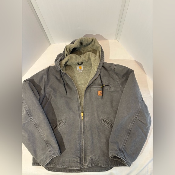 Carhartt Men's Sherpa Lined Sandstone Sierra Jacket Model
#J141 Grey/Charcoal - Picture 2 of 13
